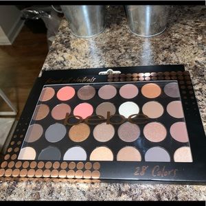 Bebe eyeshadow palette